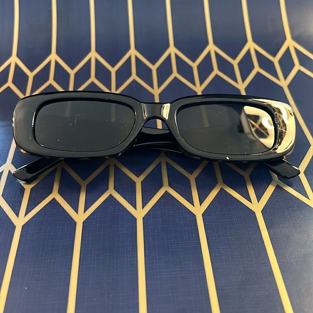 Unbranded Sunglasses - Picture 3 of 3